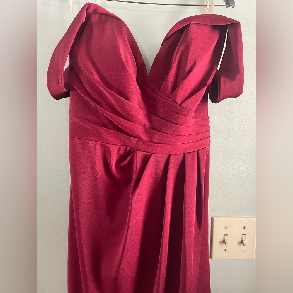 Burgundy Formal/Prom/Bridesmaid Dress View 2